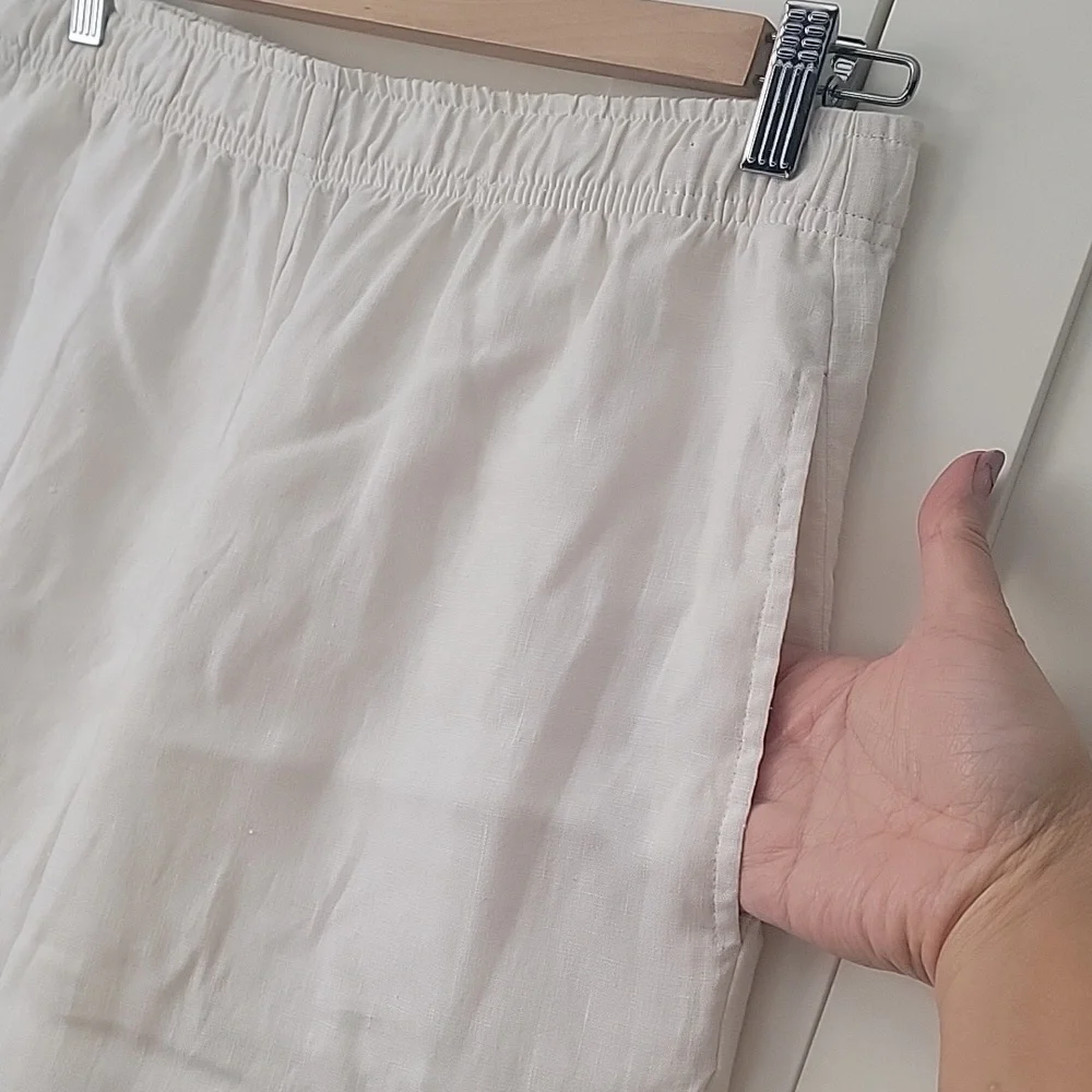 ❄️3/$30 Andrea Jovine Cream Linen Pants - Picture 3 of 6